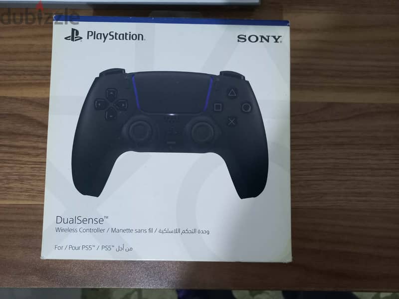 PS5 controller 1