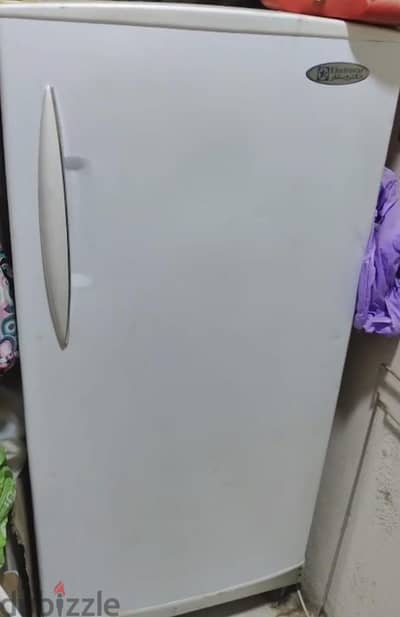 ديب فريزر بحاله ممتازه