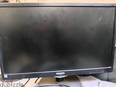 شاشة ٢٢ بوصة full hd ١٠٨٠×١٩٢٠ وفيها منفذ hdmi