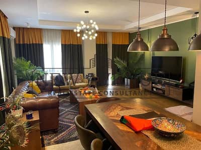 دوبلكس أرضي مع حديقه خاصه جهز للسكن ومتشطب مع خزائن المطبخ وتكيفات للبيع في District 2 - Fifth Settlement - New Cairo |