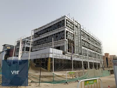 صيدلية مميزة للبيع في قلب التجمع الخامس – استلام فوري –أمام الجامعة الأمريكية (AUC) مباشرة