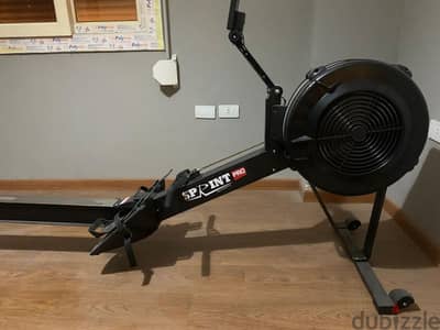 Rowing machine almost new | جهاز تجديف ممتاز يعتبر جديد