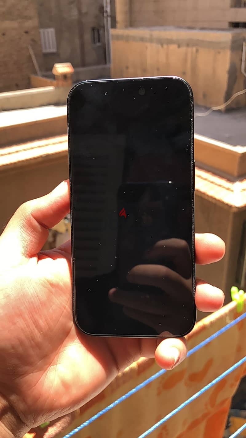 آبل - آيفون 16 1