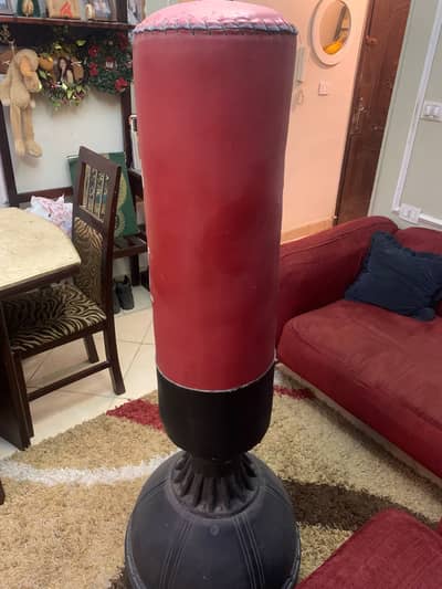 Reebok(freestanding punching bag)