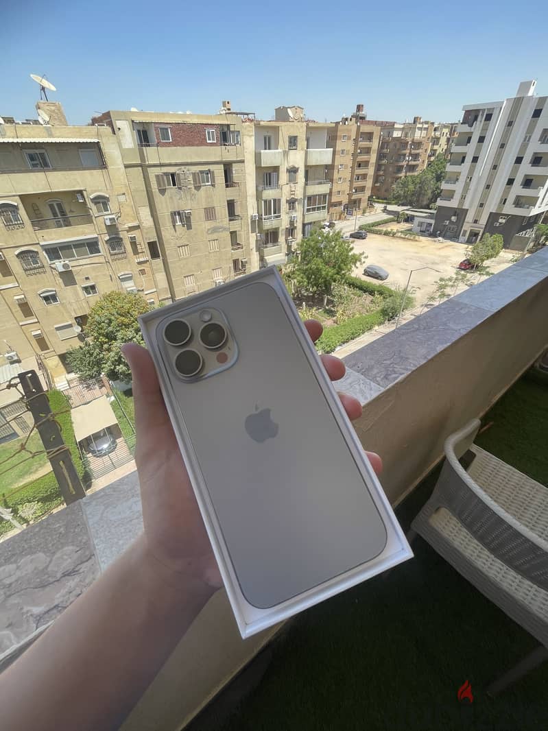 Apple - iPhone 15 Pro Max 3