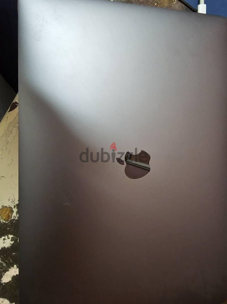 MacBook Pro 15-inch ,2018 1