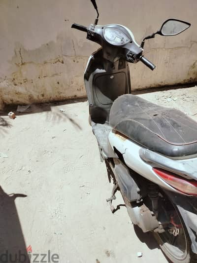 سكوتر SYM S