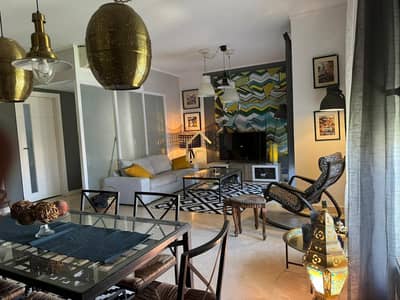 Furnished apartment for rent in Palm Parks October