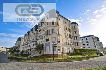 I Villa Garden Corner for sale in Mountain View Hyde Park  - new cairo
