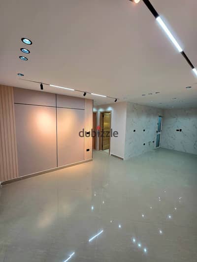 82m² apartment for sale in Madinaty; ultra-super-lux finishes.