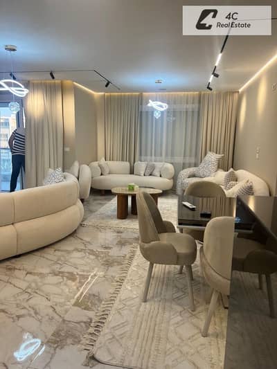 216m² luxury apartment for sale in installments in Hyde Park, Fifth Settlement - Golden Square, with a distinctive layout, ready for viewing