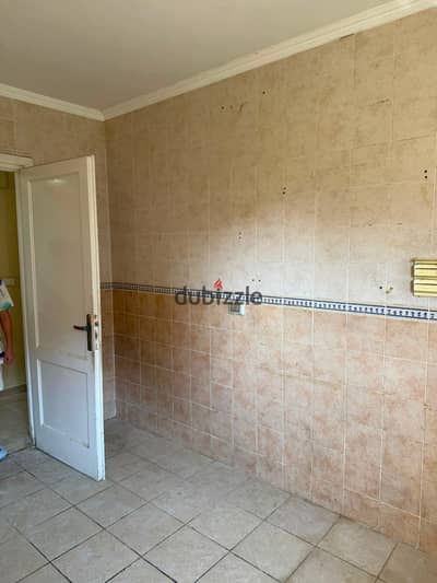 175m apartment with a view of the garden in the first phase of Madinaty