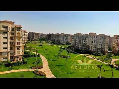Apartment model 700 for rent in Madinaty B1 with an area of ​​320m, fully furnished, ultra super lux finishing, steps from the open air and gate 2.