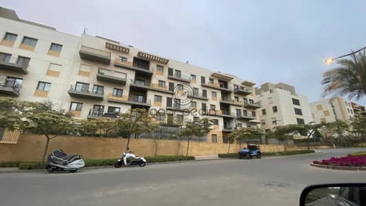 Luxury Penthouse for Sale in Sodic Eastown New Cairo Very Prime Location with Open View Spacious Layout Private Roof Ideal for Families