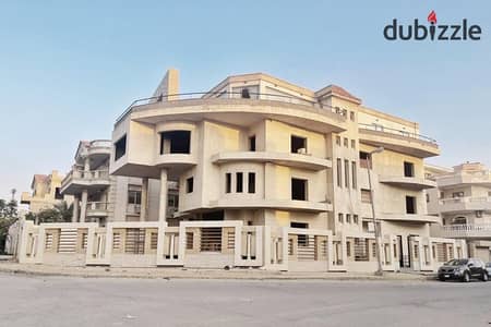 فيلا للبيع في التجمع الخامس الحي التاني بسعر لقطه جدا