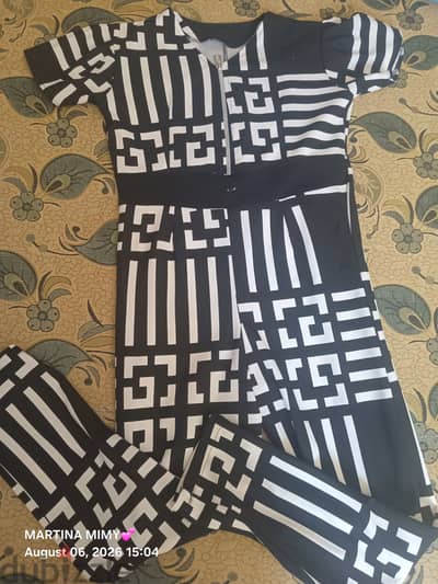 سلوبتة ابيض ف اسود