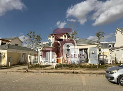 Hot deal villa at mountain view icity 215 m lowest price very prime location next to mountin view Hyde park
