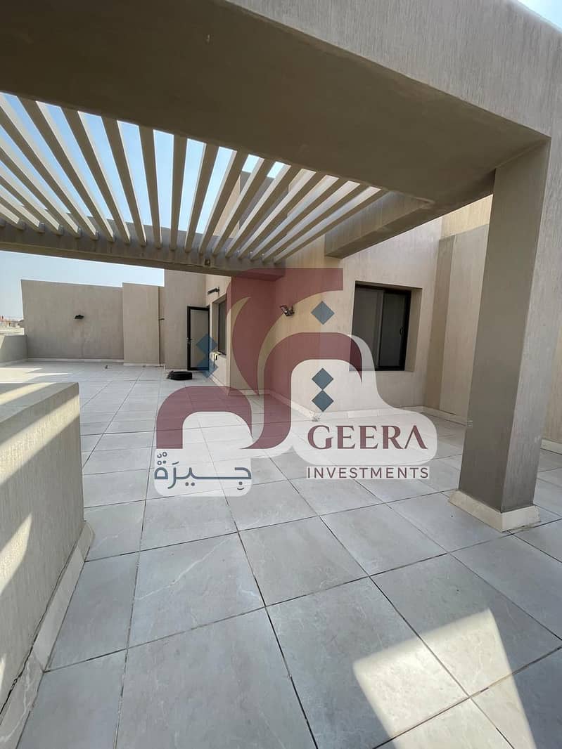 بنتهاوس بـ٣ غرف نوم في فيفث سكوير المراسم، صورة ٦ من ٩
