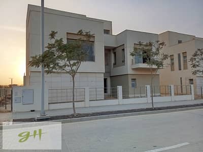 فيلا مستقلة جاهزة للاستلام روف تراس 166 م² للبيع في بالم هيلز، القاهرة الجديدة Palm Hills New Cairo فيلا مستقلة جاهزة للاستلام روف تراس 166 م² للبيع في بالم هيلز، القاهرة الجديدة Palm Hills New Cairo