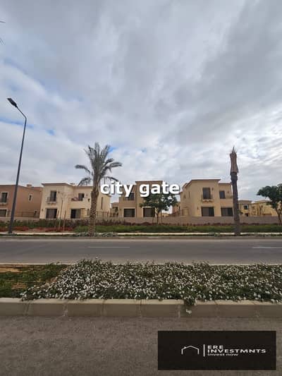 تاون كورنر للبيع في (سافاير ) سيتي جيت ديار القطريه بالتجمع الخامس - باقل من سعر السوق لسرعه البيع - استلام فوري