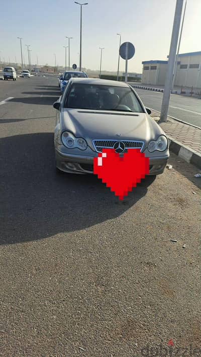 مرسيدس بنز سي 180 2004