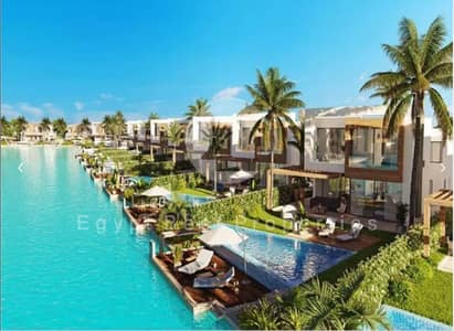 شاليه للبيع في سيزين (القامزي)متشطب بالتكييفات بخشب المطبخ شايف البحر وبحري 100% في الساحل الشمالي