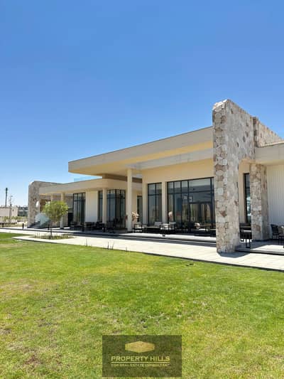 Chalet at a bargain price, immediate delivery, finished with a distinctive view of the sea next to La Vista Chalet at a bargain price, immediate delivery, finished with a distinctive view of the sea next to La Vista