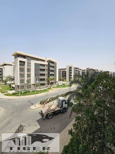 Opportunity in my city 100m in the finest places B15 in front of the services at a very attractive price