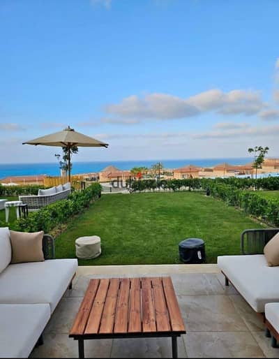 شاليه للبيع استلام فوري تشطيب كامل في العين السخنة Sea view في لافيستا 6 | La Vista