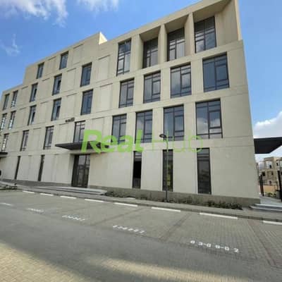 284 m Clinic for Sale  Immediate Delivery  in water way