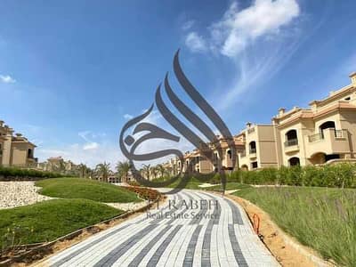 توين هاوس للبيع في لافيستا سيتي العاصمة الادارية الجديدة اقل من سعر السوق موقع مميز