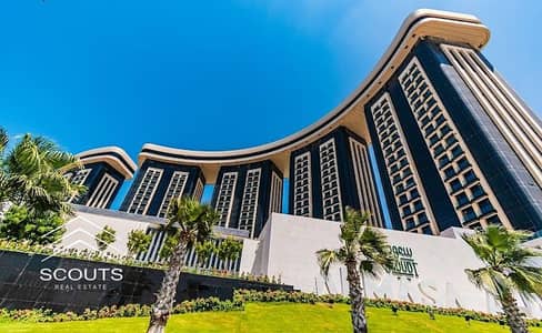شقة للبيع في ابراج العلمين الساحل الشمالي بشاطئ خاص وحمامات سباحة خاصة بالبرج - بالتقسيط علي 10 سنين - تشطيب سوبر لوكس - تكييفات مركزية - ------------