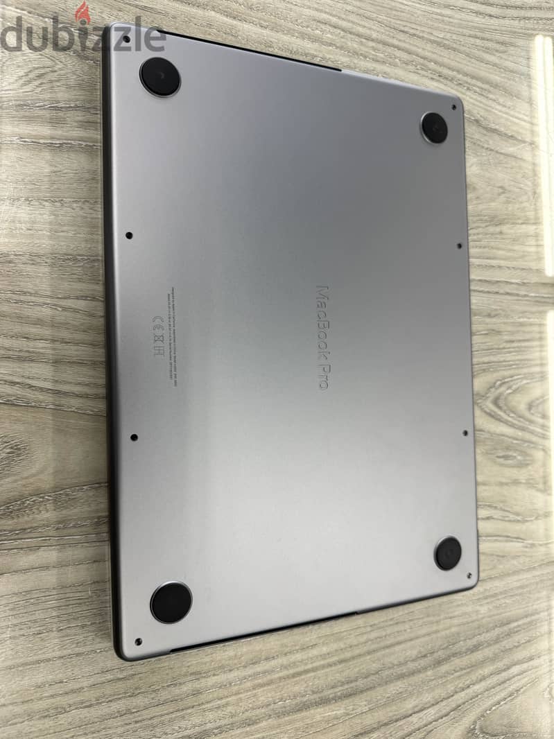 MacBook Pro 14-inch 2021 M1 Pro 4