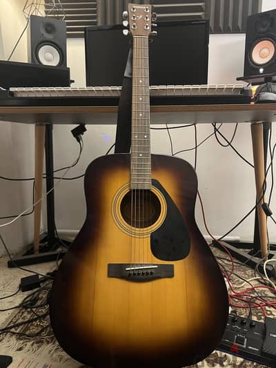 Yamaha F310 Acoustic Guitar