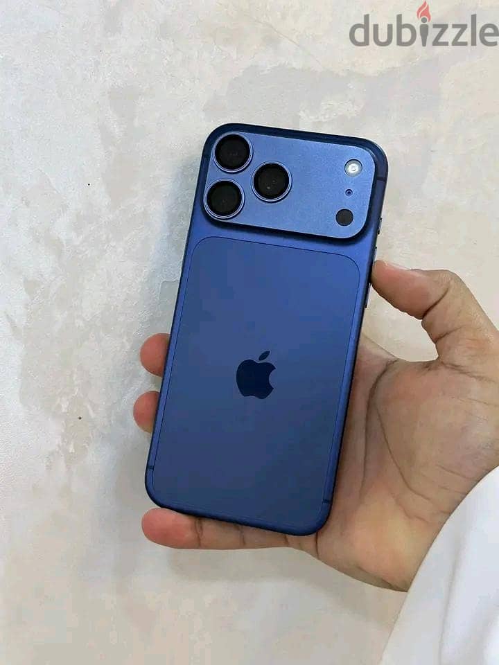 Apple - iPhone 17 Pro Max 7