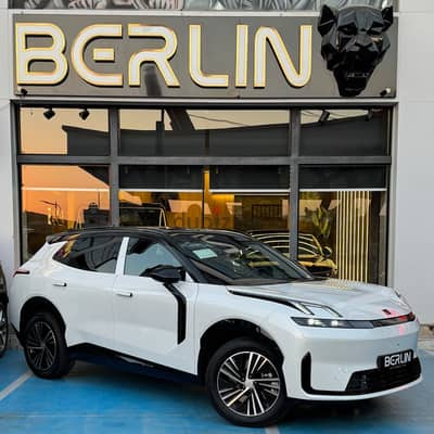 Lynk & Co 08 بالسعر الرسمي