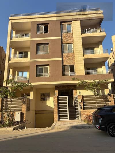Apartment in New Lotus, spacious, in a very prime location and at a great price