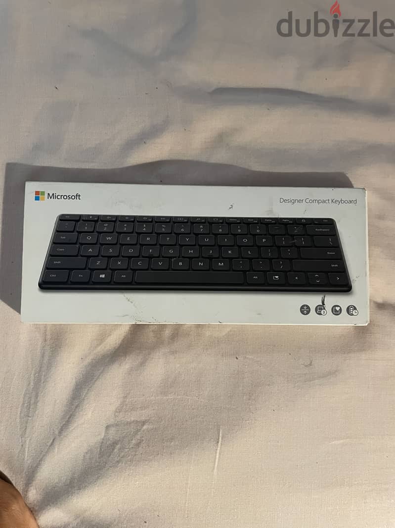 Microsoft Designer Compact Keyboard - Bluetooth - Black 1
