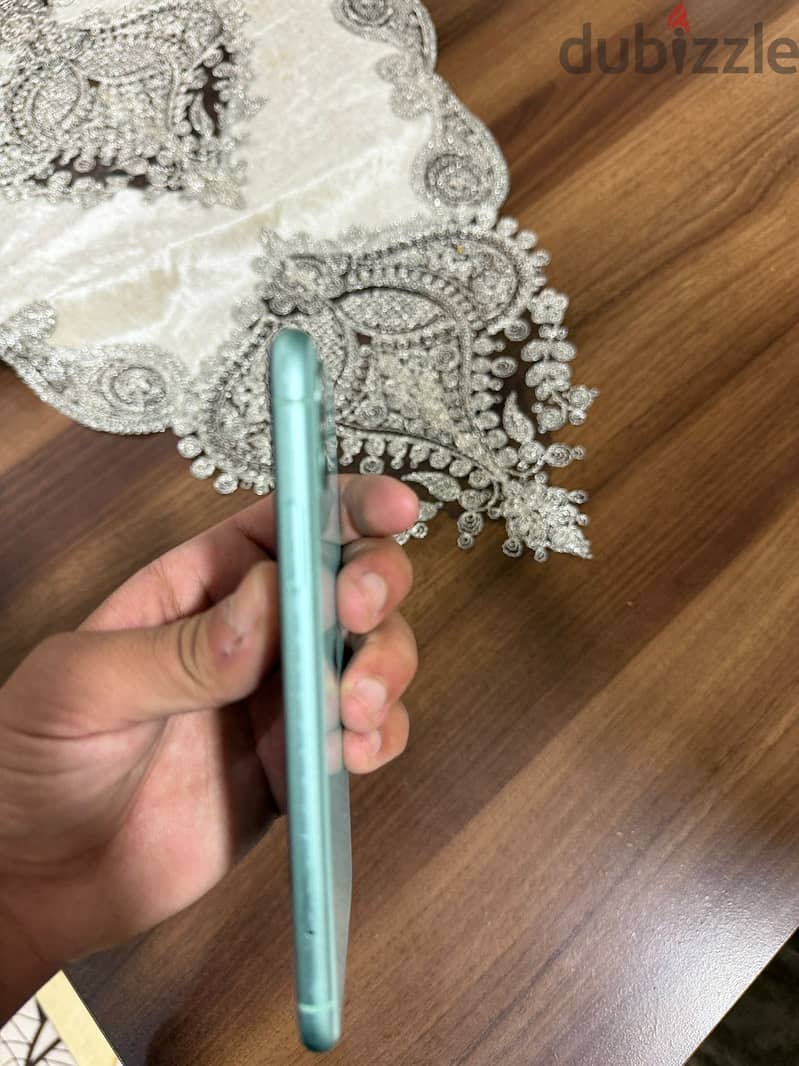 Apple - iPhone 11 2