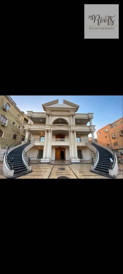 Villa for sale in a prime location, suitable for residential or commercial use, fully finished, in North 90th Street - Fifth Settlement