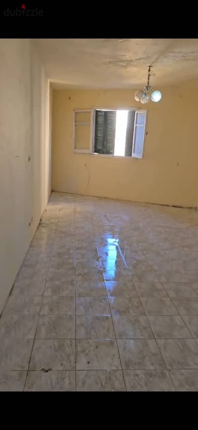 شقة للبيع في جناكليس قرب شارع أبوقير