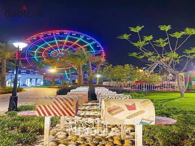 شقة بحرى للبيع فى زيد ويست بموقع مميز و على اقساط حتي 2031 و استلام 2027 ، متشطبة بالكامل بالتكييفات.
