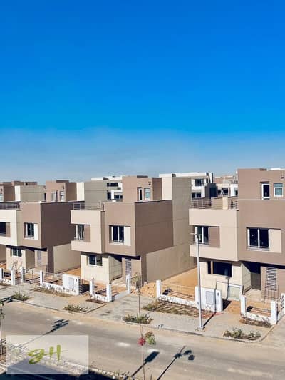 فيلا مستقلة  جاهزة للاستلام للبيع في بالم هيلز، القاهرة الجديدة  Palm Hills New Cairo