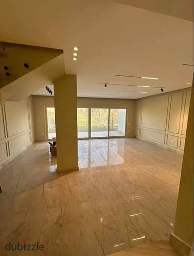 Villa with Garden for Sale in New Cairo | Lagoon & Landscape View | Ready for Viewing