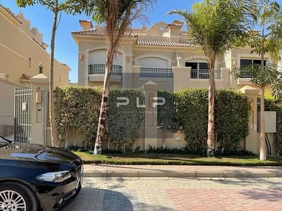 For a quick sale: a resale twin house—ready to move—in a prime location next to Hyde Park within the La Vista City compound.