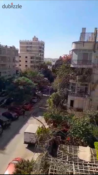 apartment for sale in Heliopolis near Al-Orouba Street Prime location suitable for residential or admin use Area 380m 5 bedroom's