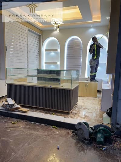 Code 114 Shop + Scale for Rent on Petros Street | 230 meters in front of Al-Maghrabi Hospital Ready