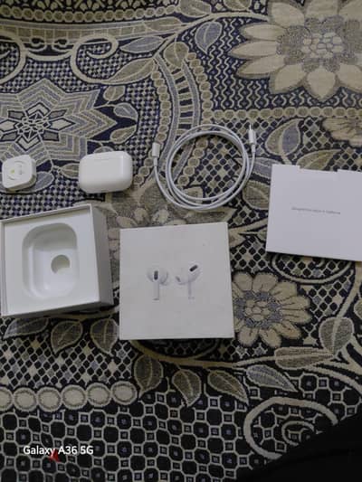 للبيع Apple Airpods Pro Gen 1