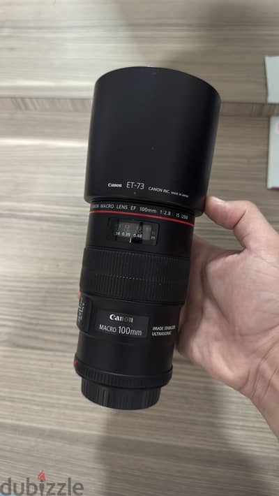 Canon macro lens EF 100mm