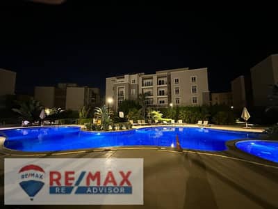 Apartment for rent in October Plaza with a landscape view and swimming pool. Includes kitchen, air conditioning, and water heaters. Prime location. Apartment for rent in October Plaza with a landscape view and swimming pool. Includes kitchen, air conditioning, and water heaters. Prime location.